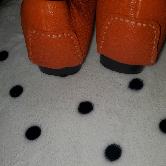 Shoes - Picture 4 of 5